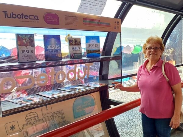 Literatura da Boa Vontade nos terminais de ônibus