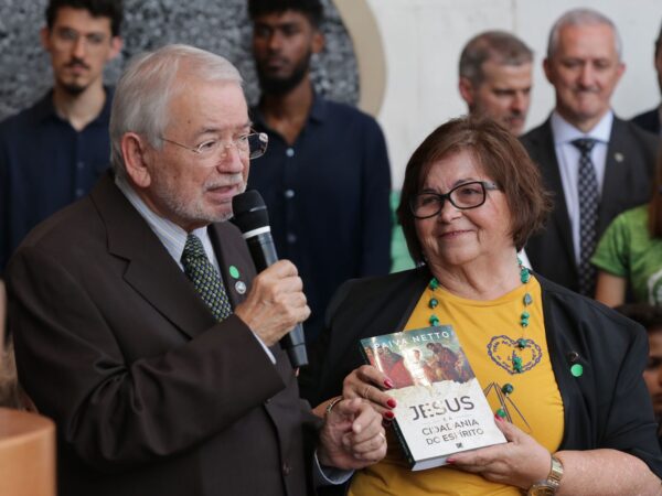 Caminhada de Fé Realizante nas Instituições da Boa Vontade