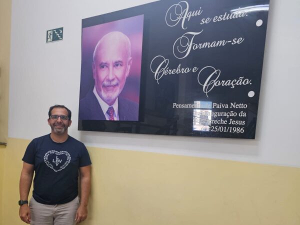 Educação além do intelecto faz a diferença na vida de um professor