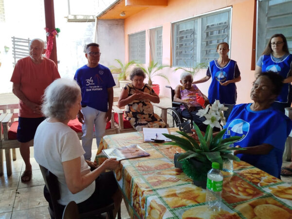 Fraternidade que alimenta o coração também das crianças
