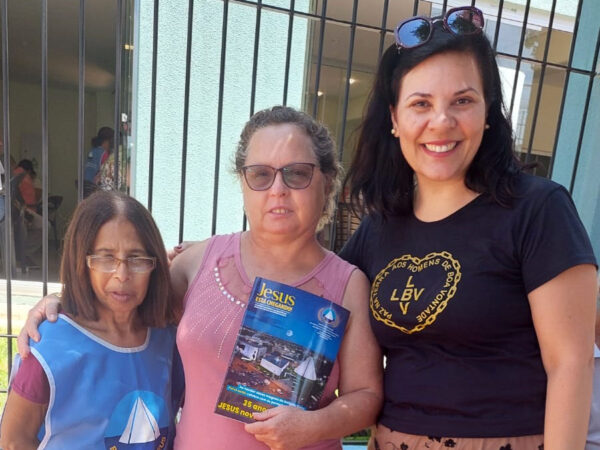 Na Ronda da Caridade, Irmã conta desafio vencido com o apoio da Religião Divina