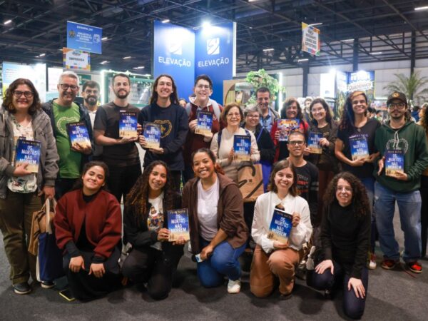 Juventude Legionária promove Encontro Literário “Nós lemos Paiva Netto!” durante a Bienal