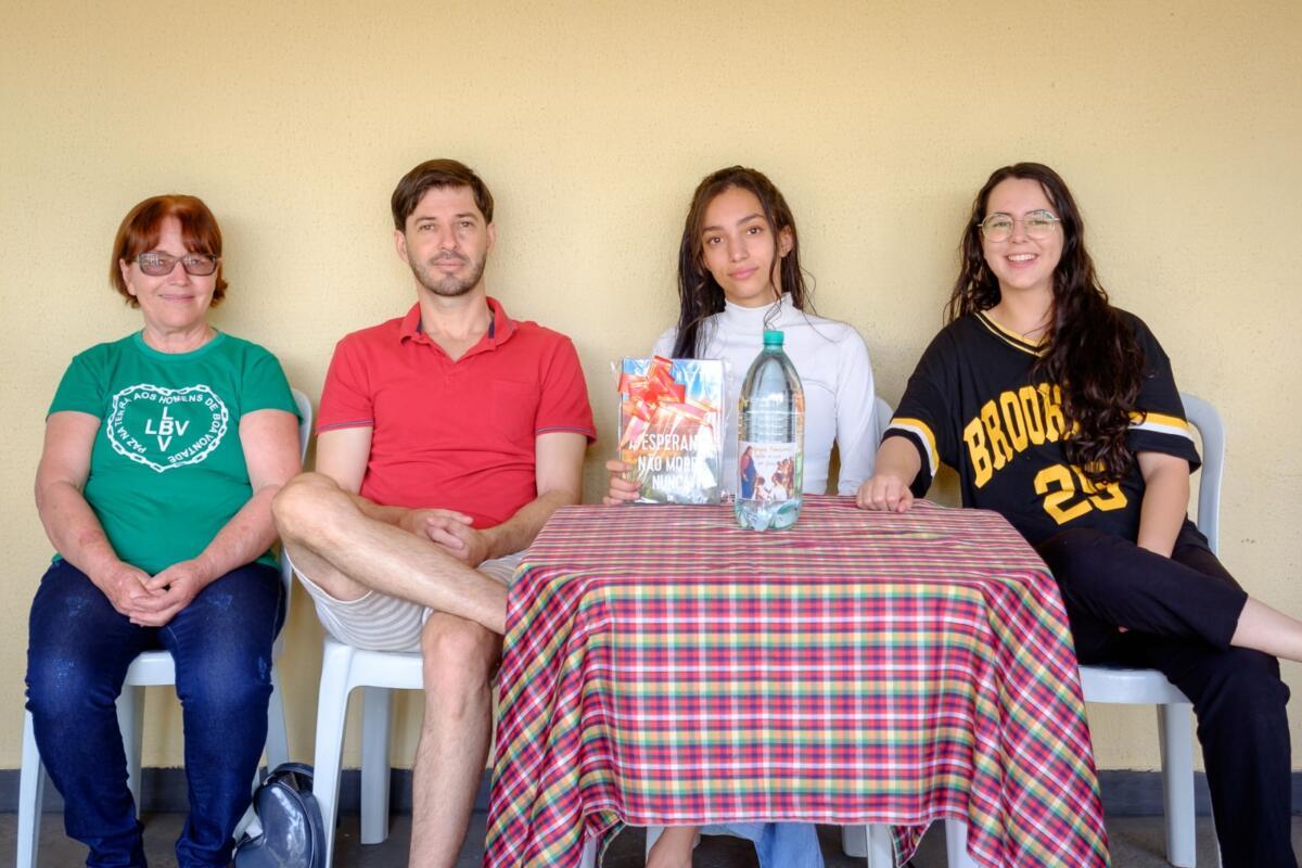 Vibração legionária da Família Guimarães de Goiânia/GO